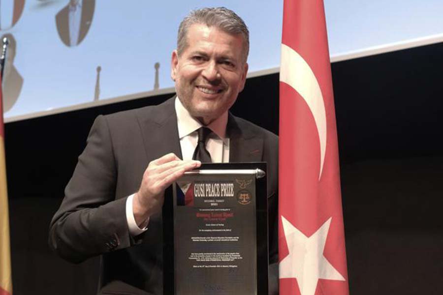 International Gusi Peace Awards have been announced Dr. Levent Uysal was awarded the Nobel Prize of Asia.